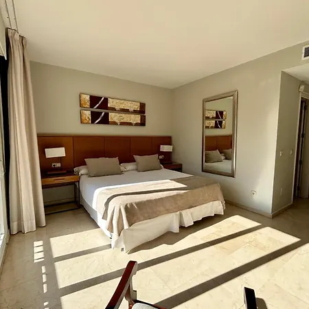 De Lujo Alanda Club Apartment Marbella